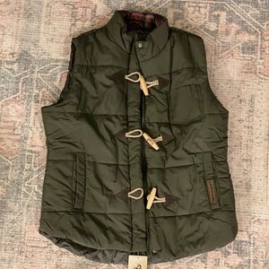 NWT Legendary Whitetails Vest